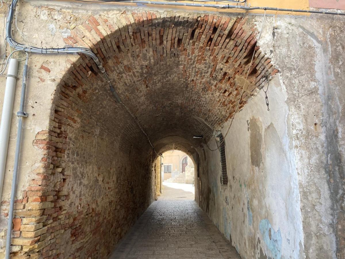 Casa Museo - Dimora Stephanus Termoli Buitenkant foto