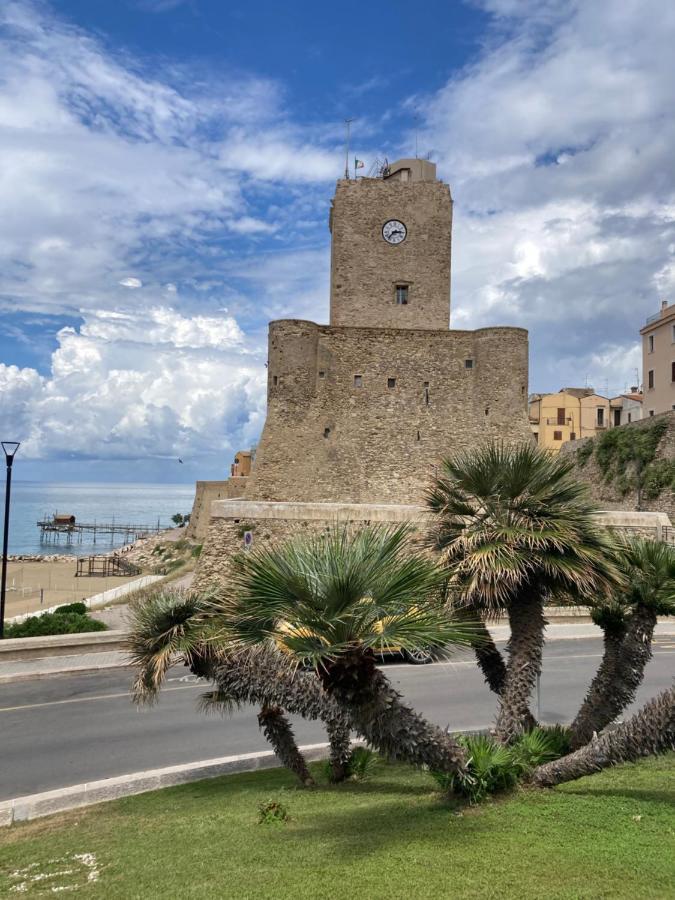 Casa Museo - Dimora Stephanus Termoli Buitenkant foto